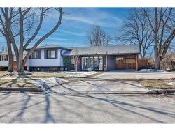 1214 Nottingham Avenue  Burlington, ON L7P 2R6