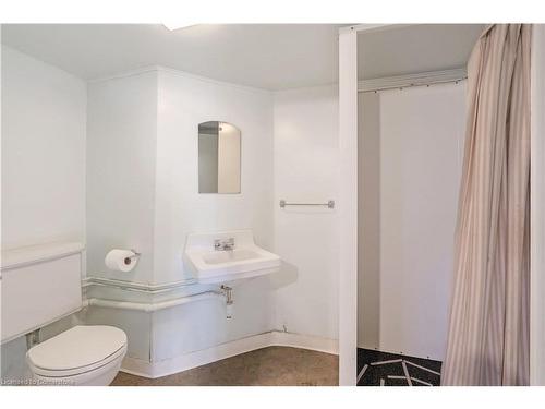 76 Cloverhill Road, Hamilton, ON - Indoor Photo Showing Bathroom