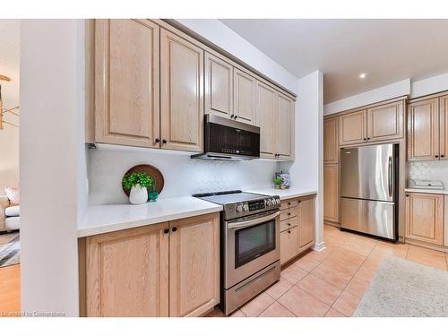 1576 Clarkson Road N, Mississauga, ON - Indoor Photo Showing Kitchen