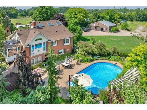 5189 Eighth Line, Milton, ON - Outdoor With In Ground Pool