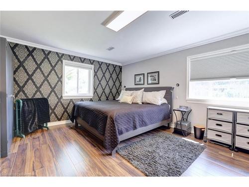 5189 Eighth Line, Milton, ON - Indoor Photo Showing Bedroom