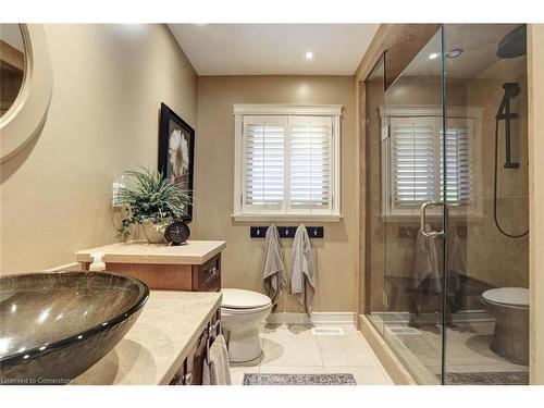 5189 Eighth Line, Milton, ON - Indoor Photo Showing Bathroom