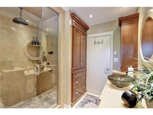 5189 Eighth Line, Milton, ON - Indoor Photo Showing Bathroom