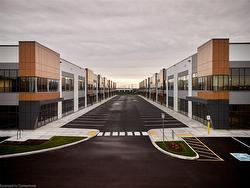 A103-3303 Superior Court  Oakville, ON L6L 0C4