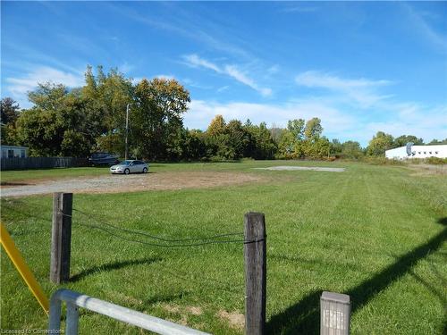 621-627 Broad Street E, Dunnville, ON 