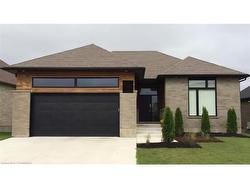 613 Sweetbay Crescent  Sarnia, ON N7S 0B3