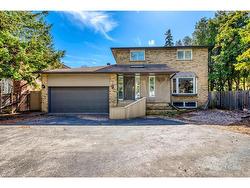 494 Chartwell Road  Oakville, ON L6J 4A5