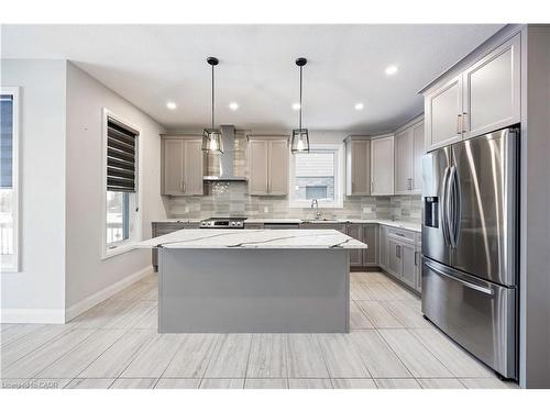 3 Grundy Crescent  Grand Valley, ON L9W 7S7