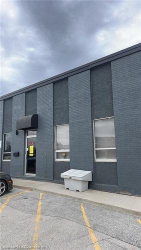 B1-1153 Pioneer Road, Burlington, ON 