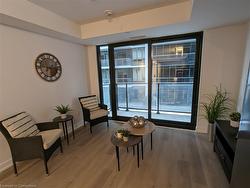 518-1 Jarvis Street  Hamilton, ON L8R 3J2