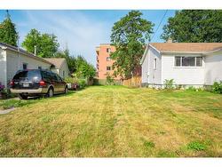 34 Prince Street S Chatham, ON N7M 4N6