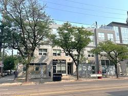204-1842 Queen Street E Toronto, ON M4L 6T3