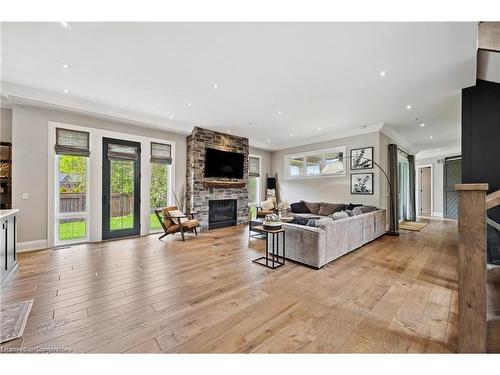 1247 Wood Place, Oakville, ON - Indoor Photo Showing Living Room With Fireplace