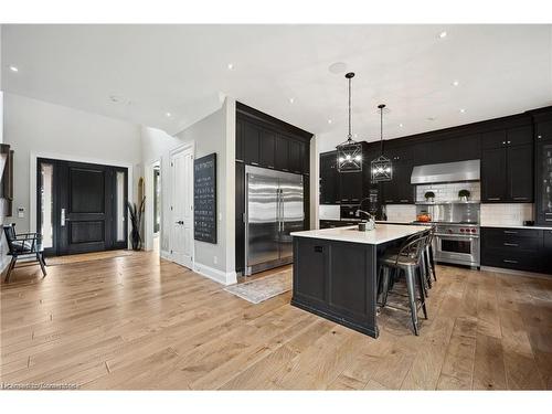 1247 Wood Place, Oakville, ON - Indoor Photo Showing Kitchen With Upgraded Kitchen