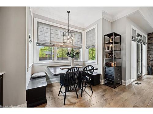 1247 Wood Place, Oakville, ON - Indoor Photo Showing Other Room