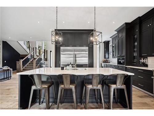 1247 Wood Place, Oakville, ON - Indoor Photo Showing Kitchen With Upgraded Kitchen