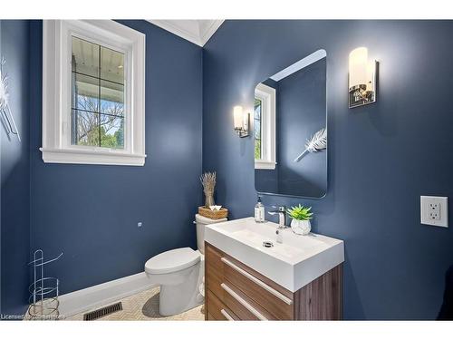 1247 Wood Place, Oakville, ON - Indoor Photo Showing Bathroom