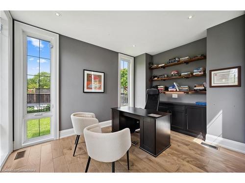 1247 Wood Place, Oakville, ON - Indoor