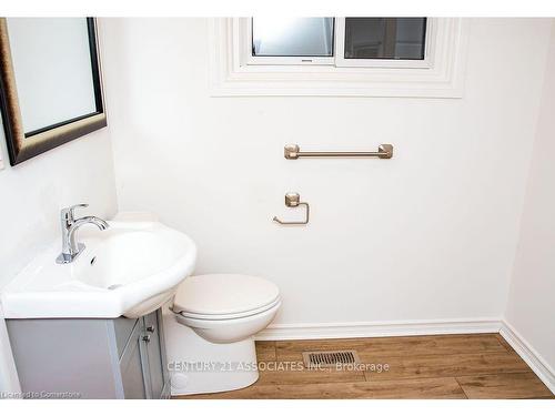 84 Balm Beach Road E, Tiny, ON - Indoor Photo Showing Bathroom