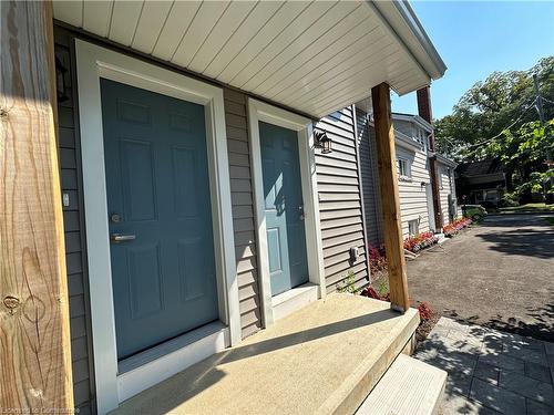 2-38 Viewpoint Avenue, Hamilton, ON - Outdoor With Exterior