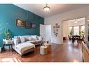 132 Ferguson Avenue N, Hamilton, ON  - Indoor Photo Showing Living Room 