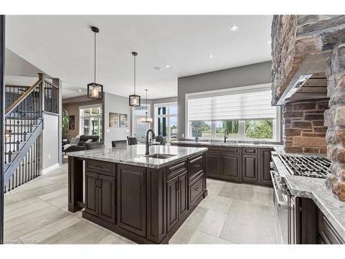 43 Third Road E, Hamilton, ON - Indoor Photo Showing Kitchen With Upgraded Kitchen