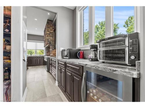 43 Third Road E, Hamilton, ON - Indoor