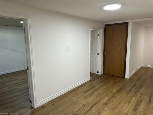 B-249 Montmorency Drive, Hamilton, ON - Indoor Photo Showing Other Room