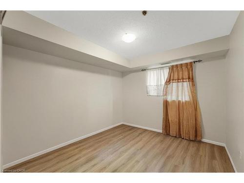 203-5225 Finch Avenue E, Toronto, ON - Indoor Photo Showing Other Room