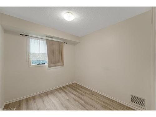 203-5225 Finch Avenue E, Toronto, ON - Indoor Photo Showing Other Room