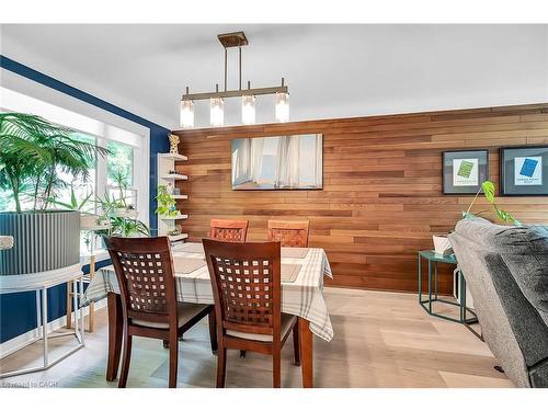 304 Glenholme Avenue, Hamilton, ON - Indoor Photo Showing Dining Room