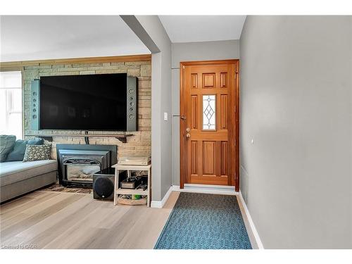 304 Glenholme Avenue, Hamilton, ON - Indoor