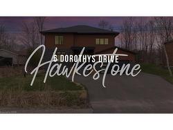 6 Dorothys Drive  Oro-Medonte, ON L0L 1T0