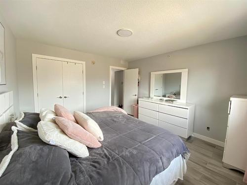 302-9508 99 Street, Lac La Biche, AB - Indoor Photo Showing Bedroom