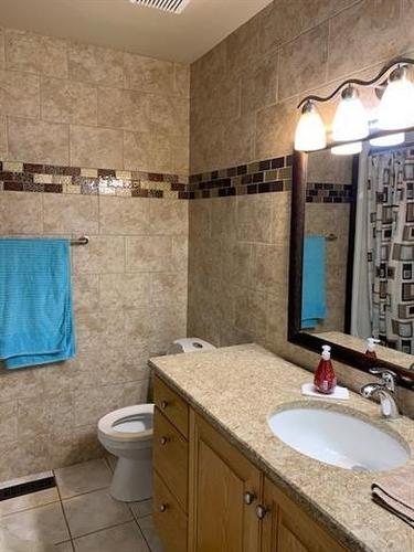 13427 Lakeland Drive, Lac La Biche, AB - Indoor Photo Showing Bathroom