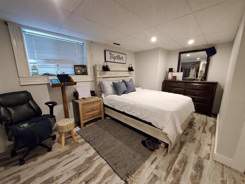 16303 Birch Grove Road, Plamondon, AB - Indoor Photo Showing Bedroom