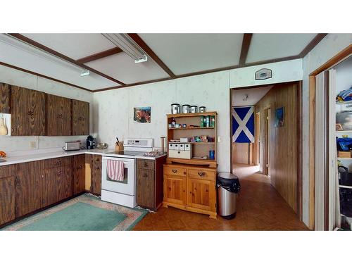 106-15538 Old Trail Rd., Lac La Biche, AB - Indoor Photo Showing Kitchen