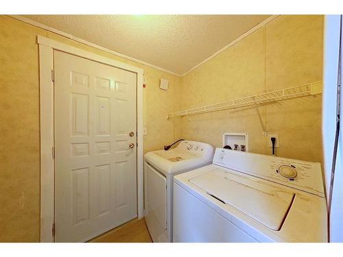 132 Greenbriar Bay, Fort Mcmurray, AB - Indoor Photo Showing Laundry Room