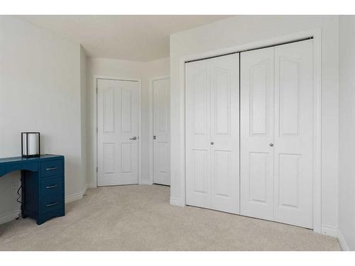 219 Loutit Road, Fort Mcmurray, AB - Indoor Photo Showing Bedroom