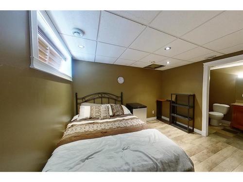 176 Diefenbaker Drive, Fort Mcmurray, AB - Indoor Photo Showing Bedroom