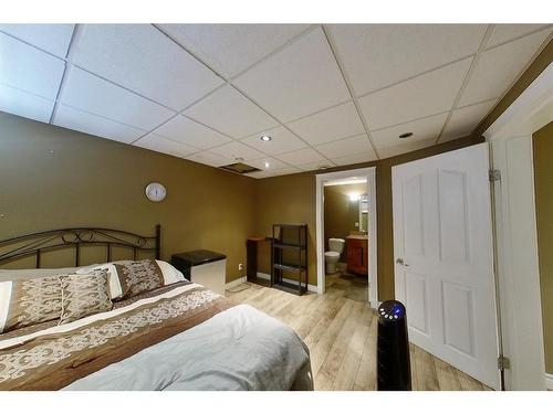 176 Diefenbaker Drive, Fort Mcmurray, AB - Indoor Photo Showing Bedroom