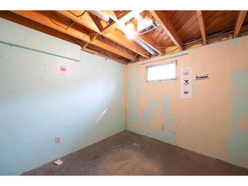 21 Alberta Drive, Fort Mcmurray, AB - Indoor Photo Showing Basement