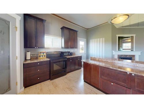 673062B Hwy 855, Atmore, AB - Indoor Photo Showing Kitchen