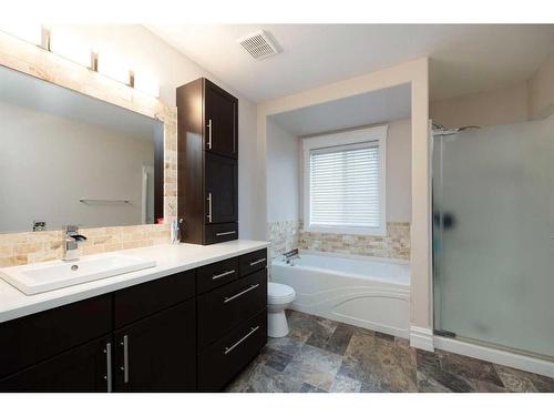 337 Burton Place, Fort Mcmurray, AB - Indoor Photo Showing Bathroom