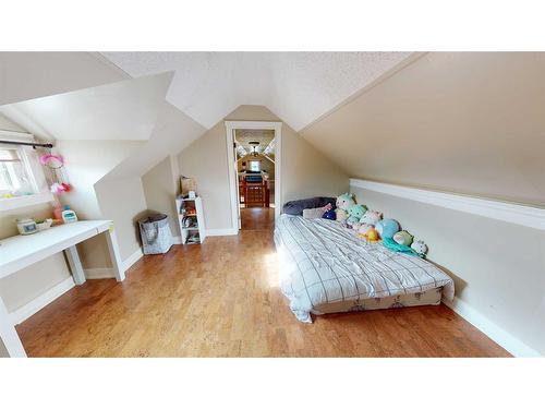 3105 Park Avenue, Mallaig, AB - Indoor Photo Showing Bedroom