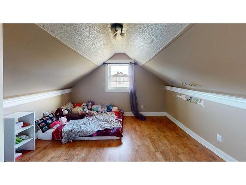 3105 Park Avenue, Mallaig, AB - Indoor Photo Showing Bedroom