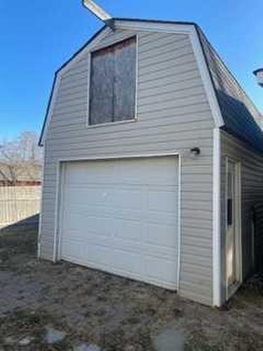 216 Grenfell Crescent, Fort Mcmurray, AB - Outdoor With Exterior