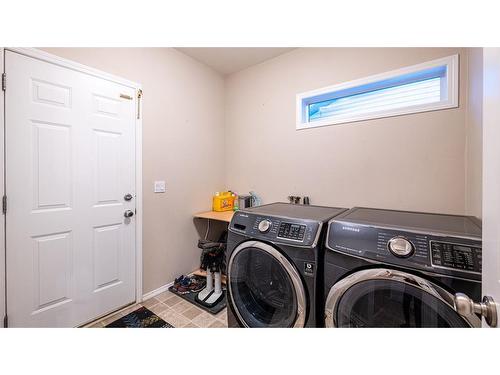 130 Lacombe Street, Fort Mcmurray, AB - Indoor Photo Showing Laundry Room