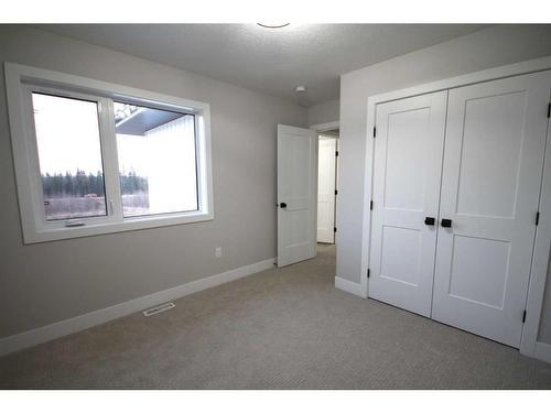 144 Manchester Way Nw, Fort Mcmurray, AB - Indoor Photo Showing Bathroom