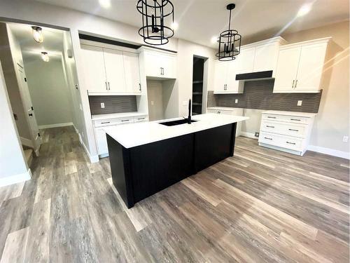 144 Manchester Way Nw, Fort Mcmurray, AB - Indoor Photo Showing Kitchen